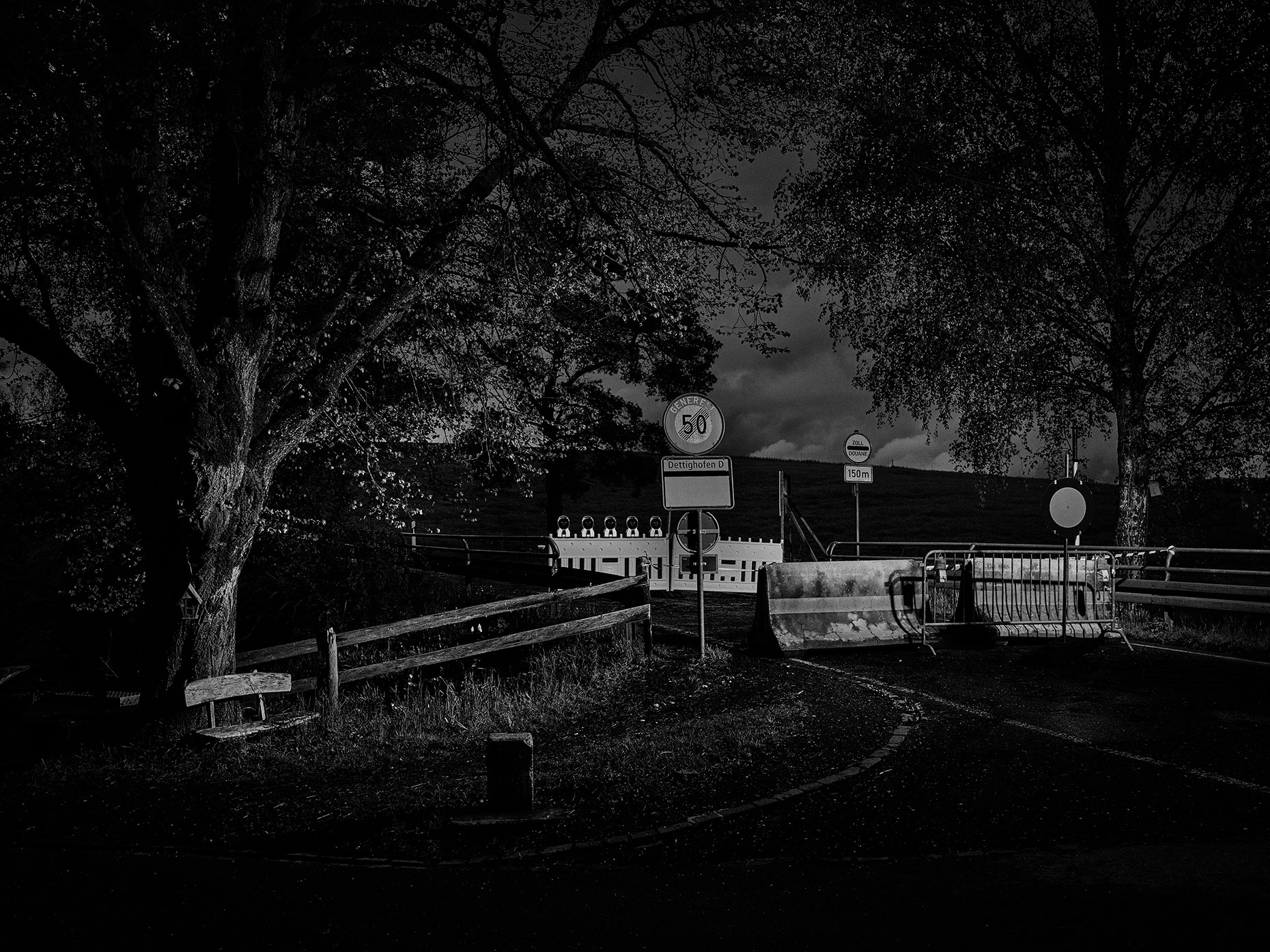 TIMES OF ISOLATION - CLOSED BORDERS